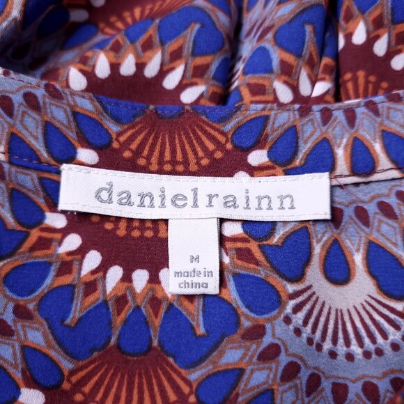 Daniel Rainn Womens Blouse Convertible Sleeve M Geometric Design Top Lightweight - Picture 8 of 9